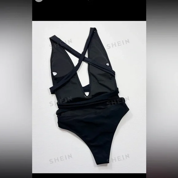 Black super sexy swimsuit! - Picture 2 of 4